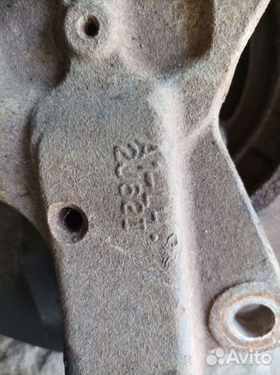 Ступица цапфа перед. левого колеса старекс без абс