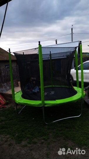 Батут с сеткой 244см