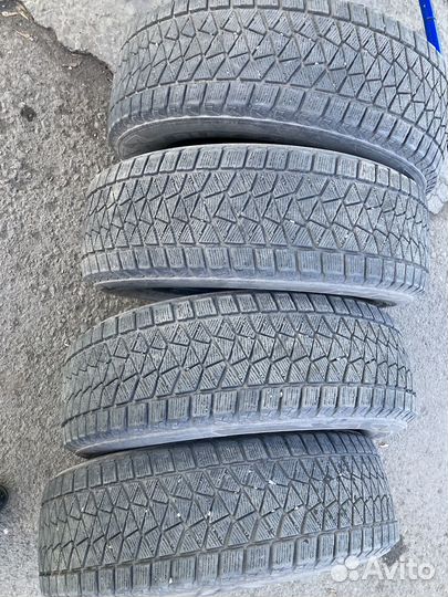 Bridgestone Blizzak DM-V2 235/65 R18