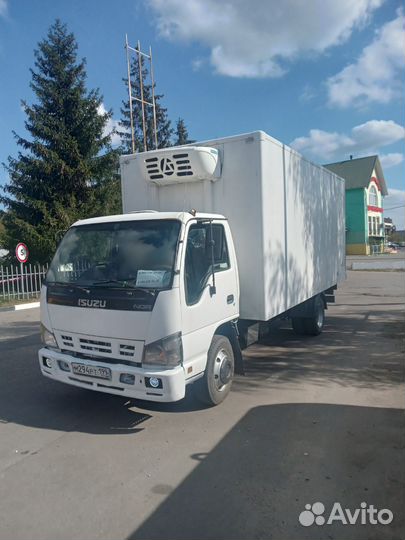 Isuzu Elf (N-series), 2009