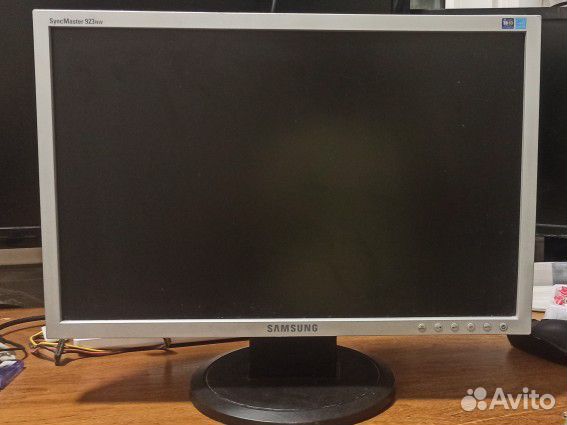 Монитор Samsung SyncMaster 923nw