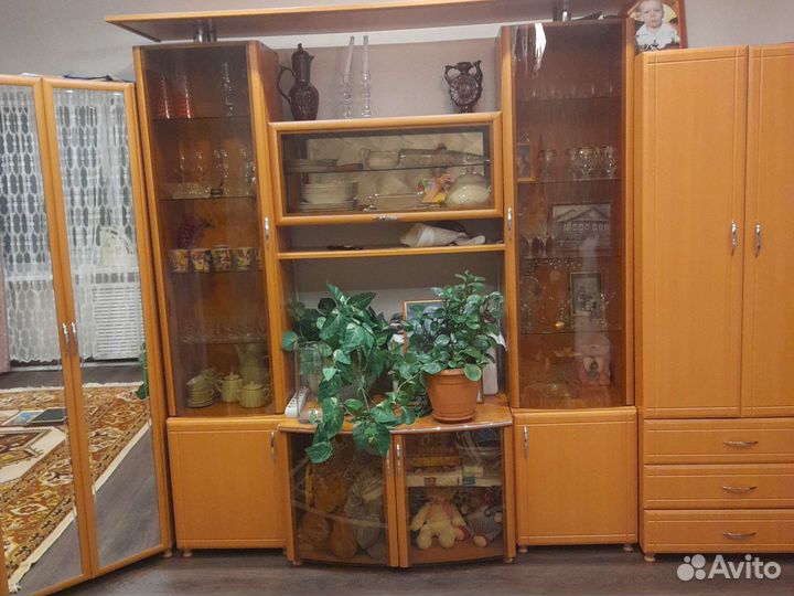 Стенка в гостиную бу