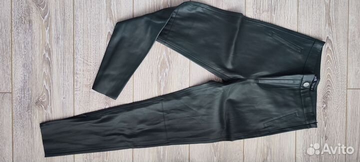 Кожаные штаны zara
