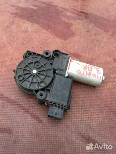 Мотор стеклоподъемника задний правый Fiat Grande