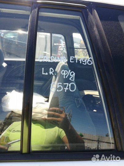 Форточка двери задняя левая Toyota Caldina ET196V