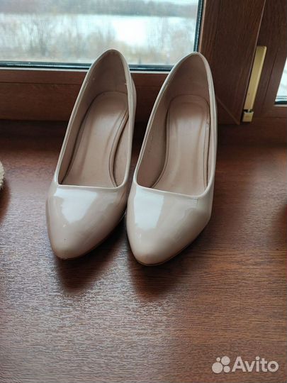 Туфли женские лакированные
