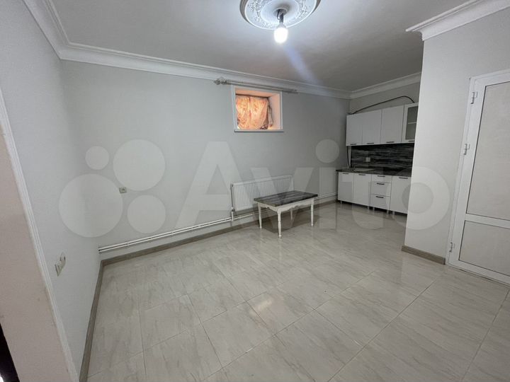 1-к. квартира, 35 м², 1/3 эт.