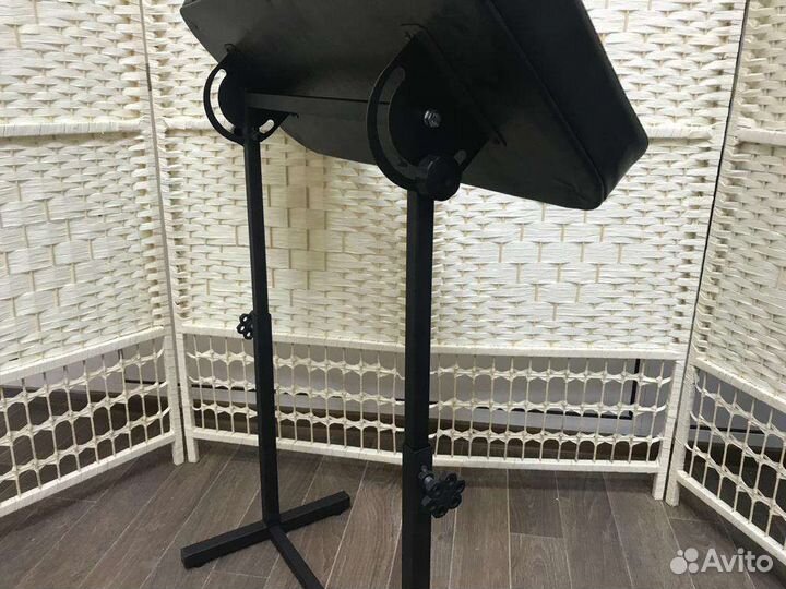 Тату холдер