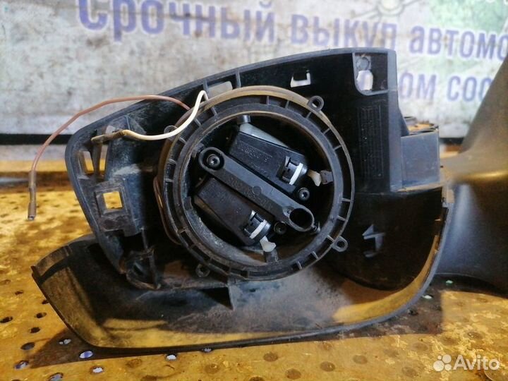 Зеркало левое Volkswagen Polo Sedan