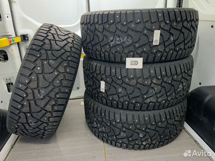 Pirelli Ice Zero 225/60 R18 104T