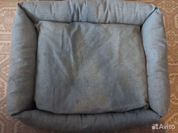 Лоток-туалет, лежанка, одежда на собак, когтерезка