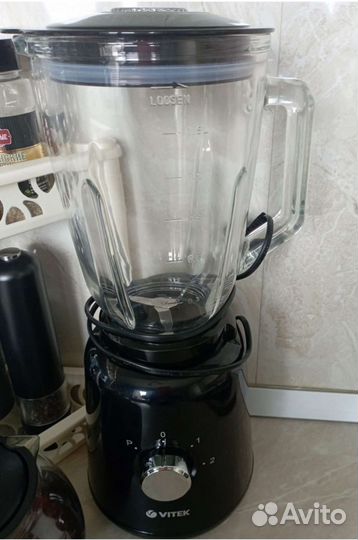 Новый в коробке блендер