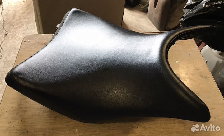 Сиденье Honda CBR250RA