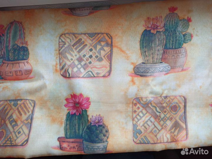 Большая скатерть с кактусами