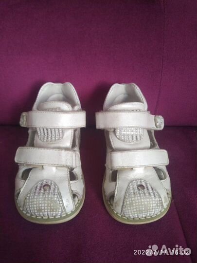 Босоножки Rabbit 20р