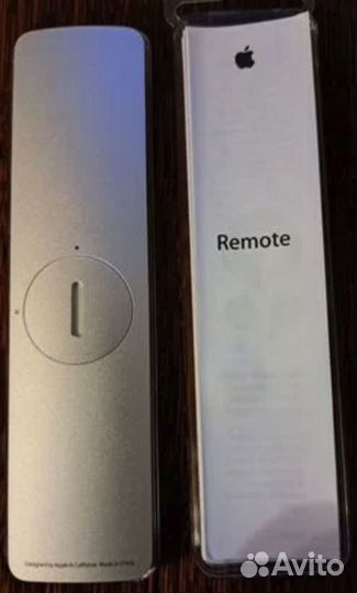 Пульт Apple Remote