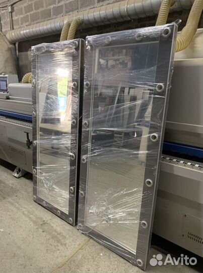 Гримерное зеркало с лампочками