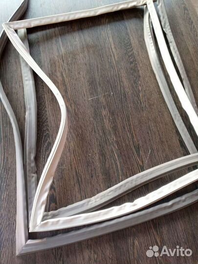 Уплотнительная резинка на холодильник