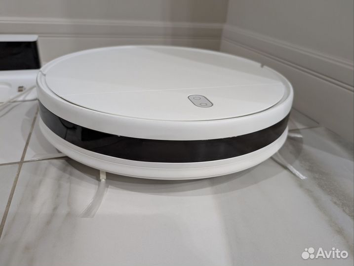 Робот-пылесос Xiaomi Robot Vacuum-Mop Essential
