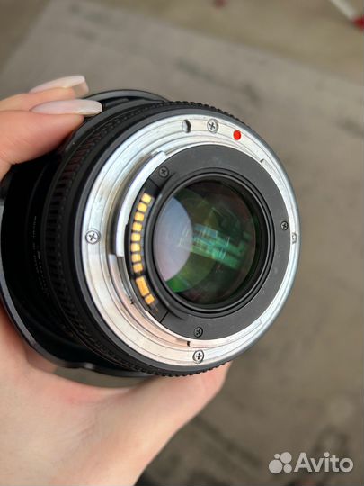 Объектив sigma 50 mm 1.4 canon