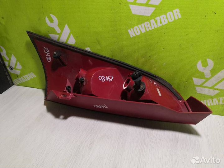 Фонарь задний левый Форд Фокус 1