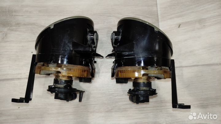 Противотуманные фары VW polo hella