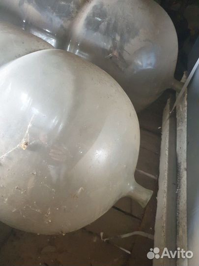 Фляга стеклянный сосуд литров на 100