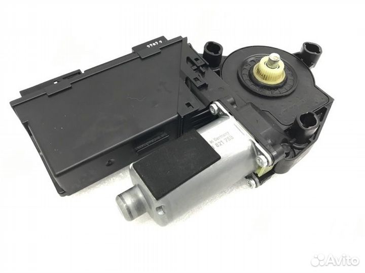 Мотор стеклоподъемника передний правый Audi A8 D3