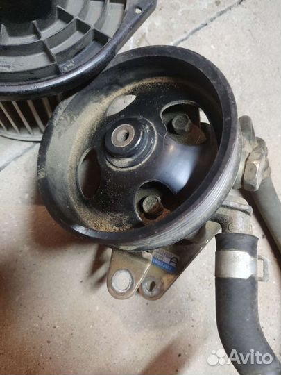 Гидроусилитель руля nissan xtrail nt30