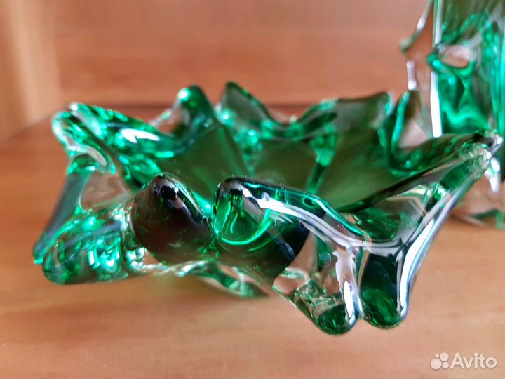 Набор ваз цветное стекло. Чехословакия