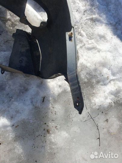 Бампер передний Chevrolet Lacetti