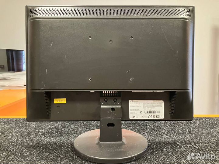 Б/У монитор Aquarius TF1910W 19