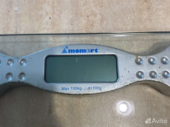 Напольные весы momert