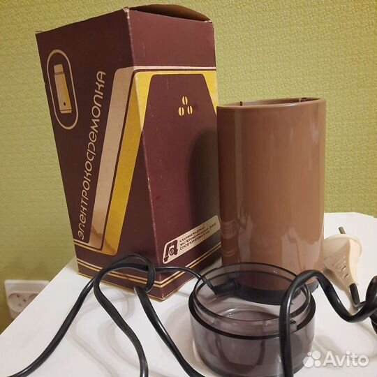 Кофемолка электрическая СССР новая
