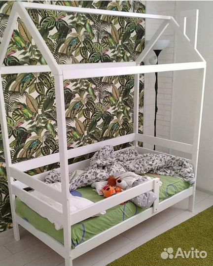 Домик кровать