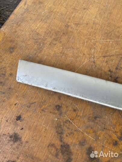 Молдинг крышки багажника Hyundai Santamo