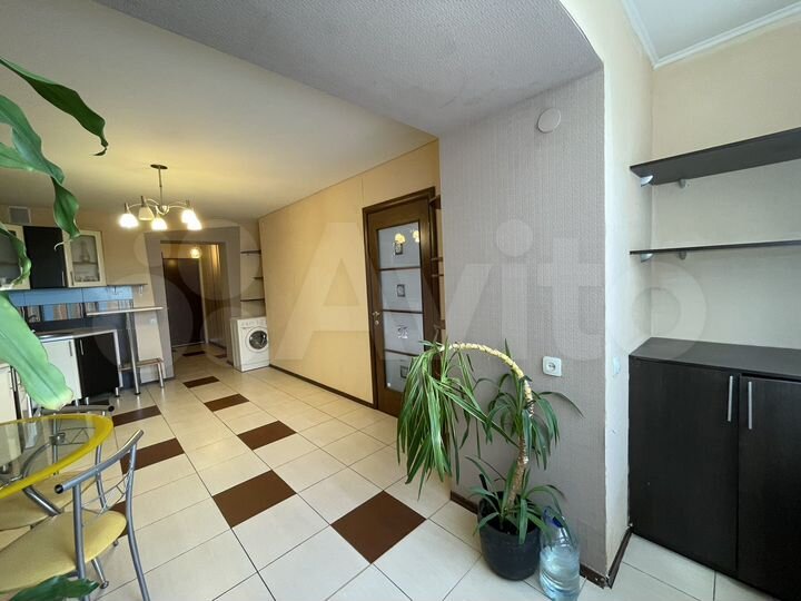 2-к. квартира, 53 м², 2/5 эт.