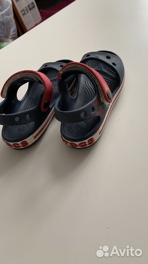 Сандалии crocs c10