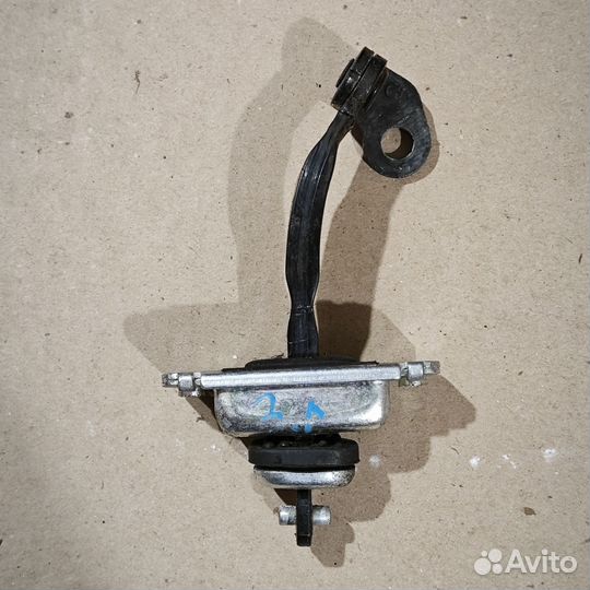 Ограничитель двери Chevrolet Aveo T250/255 xетчб
