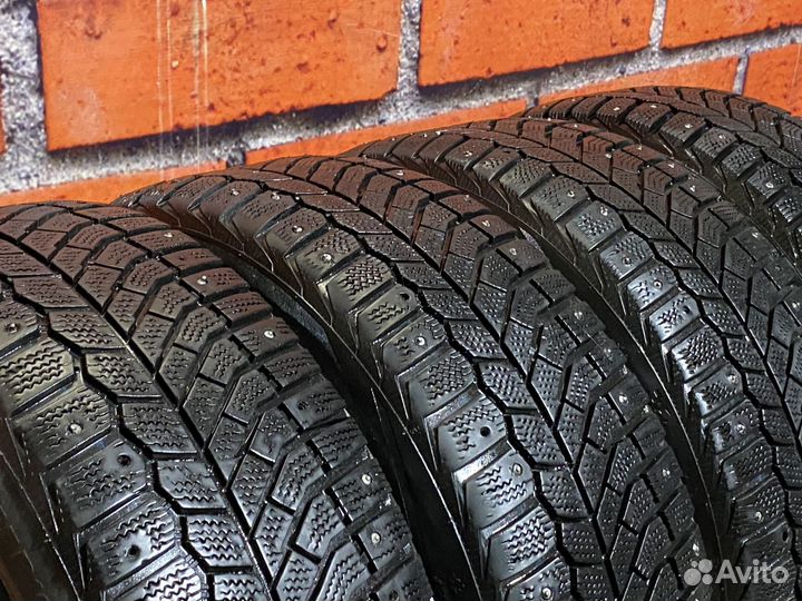 R16 Viatti Brina Nordico V-522 205/55, PCD 5x112 DIA 57.1