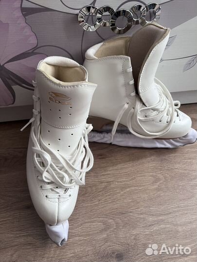 Коньки для фигурного катания профессиональнын edea