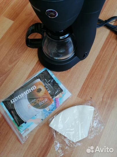 Кофеварка Redmond rcm-1501