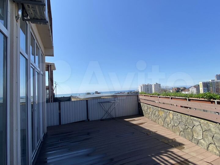 3-к. квартира, 68 м², 1/3 эт.