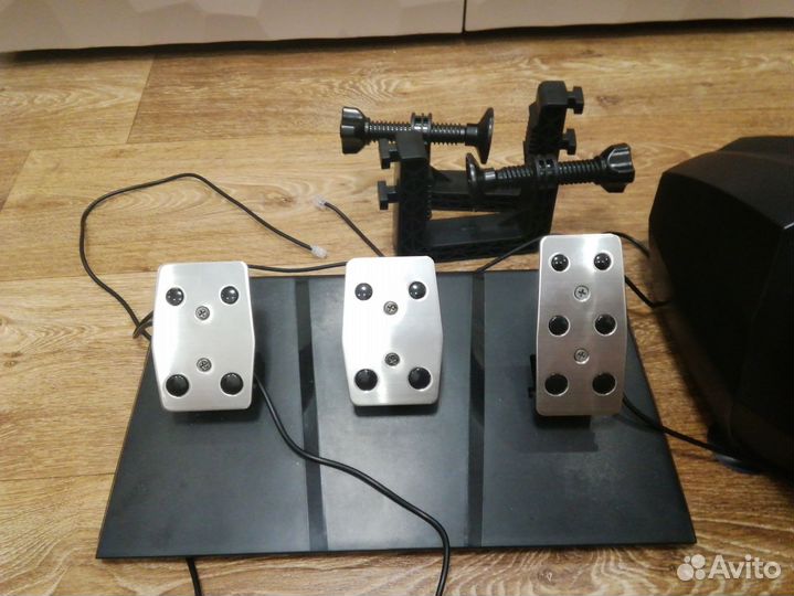 Игровой Руль dexp Wheelman Pro GT с комплектом