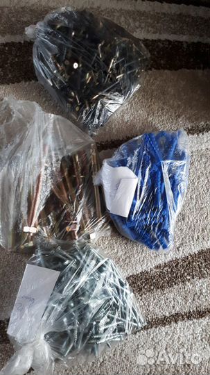 Винт дюбель