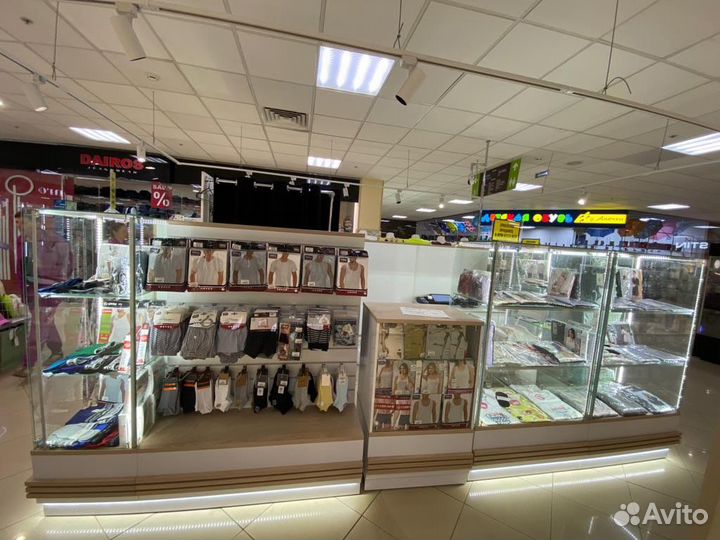 Торговый остров с домашней одеждой