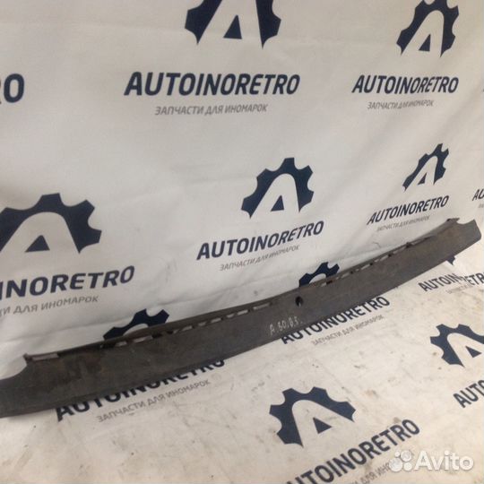 Накладка заднего бампера Audi 80. B3