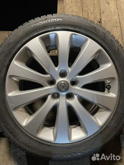 R17 Nokian Tyres Hakkapeliitta R 215/50, PCD 5x105 DIA 56.6