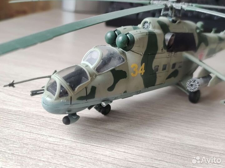 Ми-24 модель вертолёта 1:72