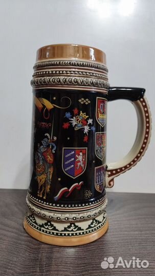 Кувшины и кружки